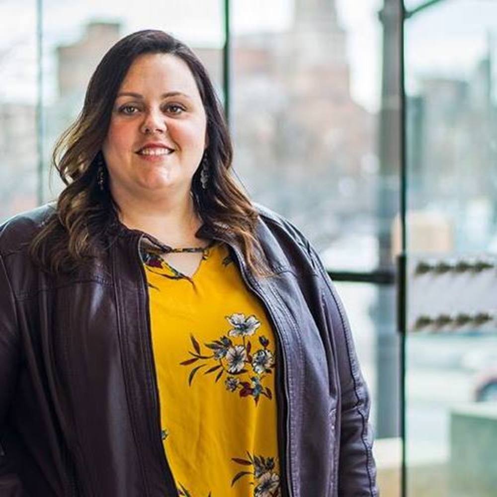 Meet your Posher, Lydia